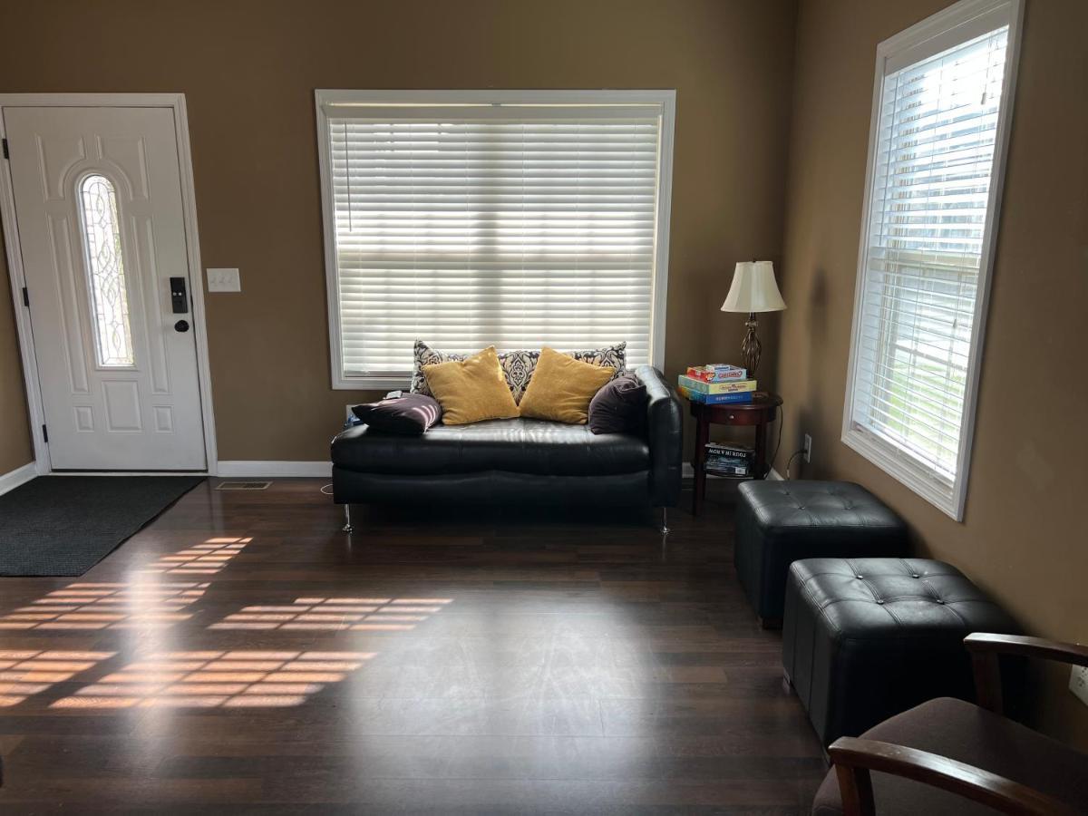 Five Stars Luxury Home Clarksville Extérieur photo