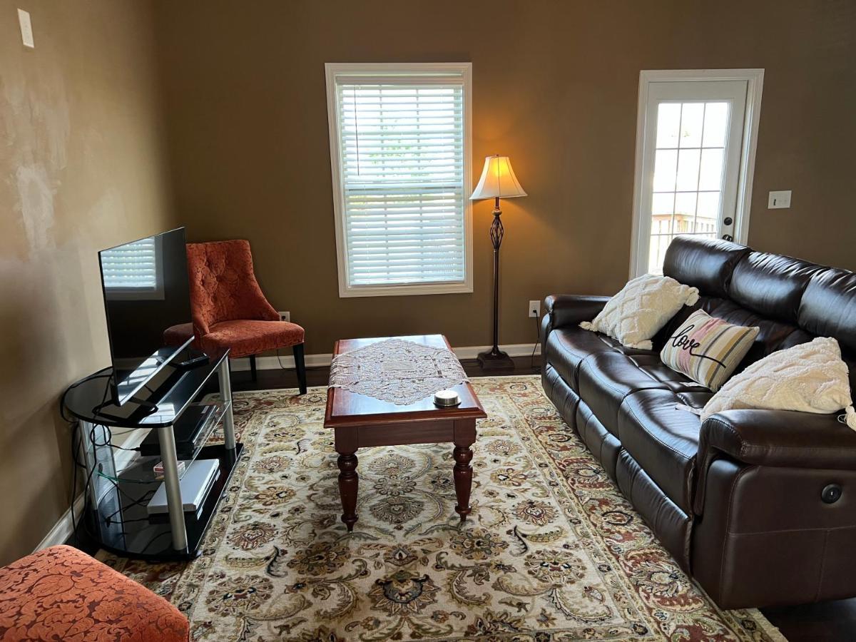 Five Stars Luxury Home Clarksville Extérieur photo