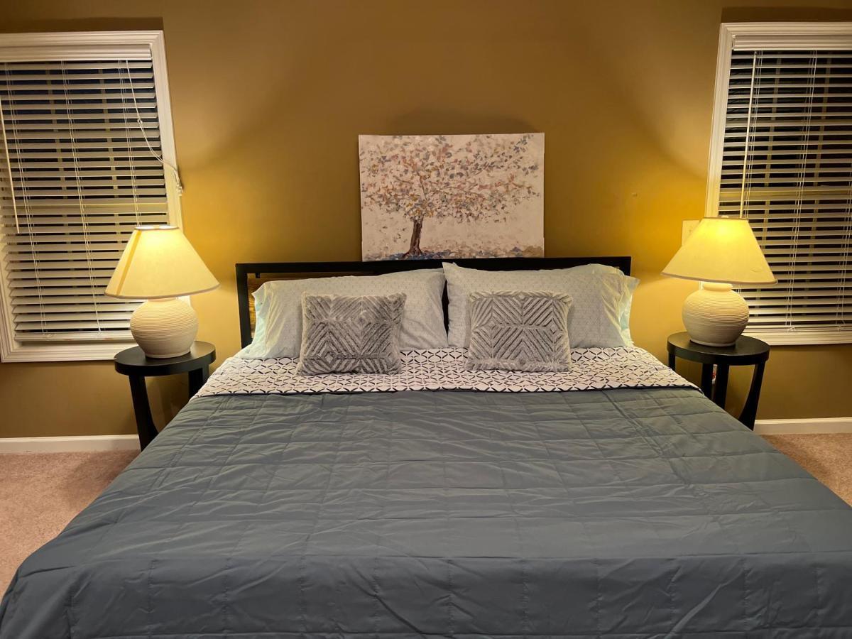 Five Stars Luxury Home Clarksville Extérieur photo
